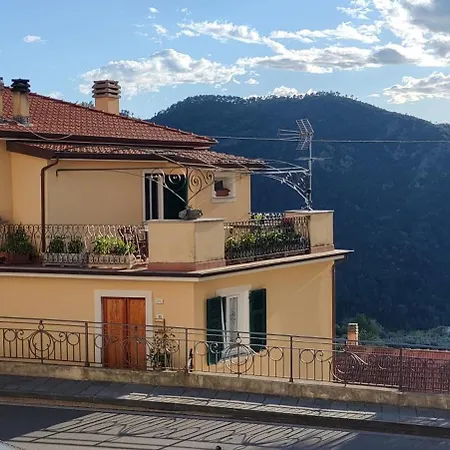 Frühstückspension Tra Le Cinque Terre, Camogli E Portofino. Vista Valle E Scorcio Mare All'orizzonte
