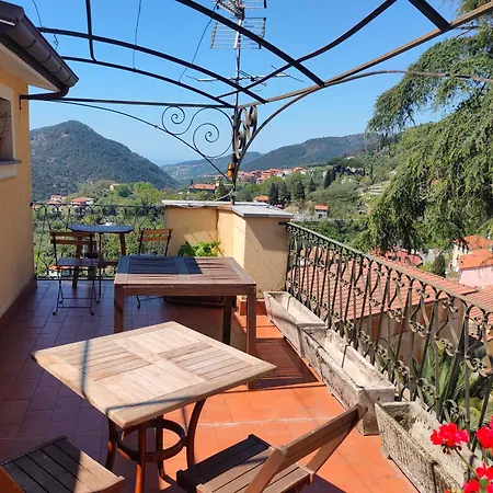 Tra Le Cinque Terre, Camogli E Portofino. Vista Valle E Scorcio Mare All'orizzonte B&B *