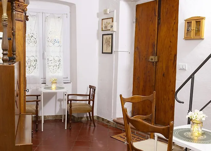 Tra Le Cinque Terre, Camogli E Portofino. Vista Valle E Scorcio Mare All'orizzonte Bed & Breakfast Castiglione Chiavarese