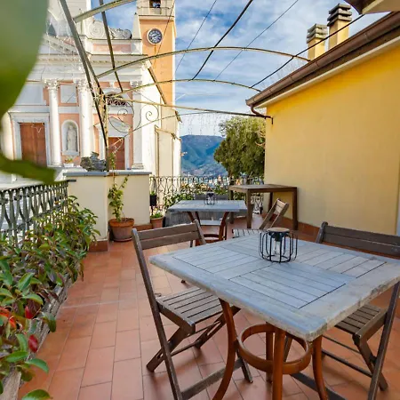 Tra Le Cinque Terre, Camogli E Portofino. Vista Valle E Scorcio Mare All'orizzonte Bed & Breakfast