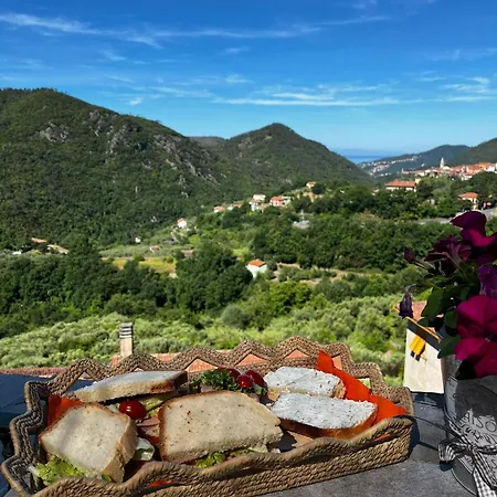 Bed and breakfast Tra Le Cinque Terre, Camogli E Portofino. Vista Valle E Scorcio Mare All'orizzonte