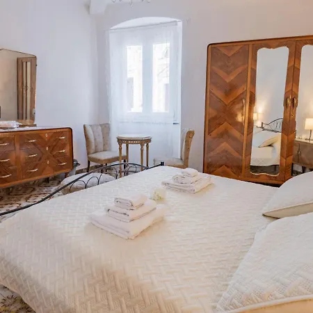 Tra Le Cinque Terre, Camogli E Portofino. Vista Valle E Scorcio Mare All'orizzonte Nocleg ze śniadaniem